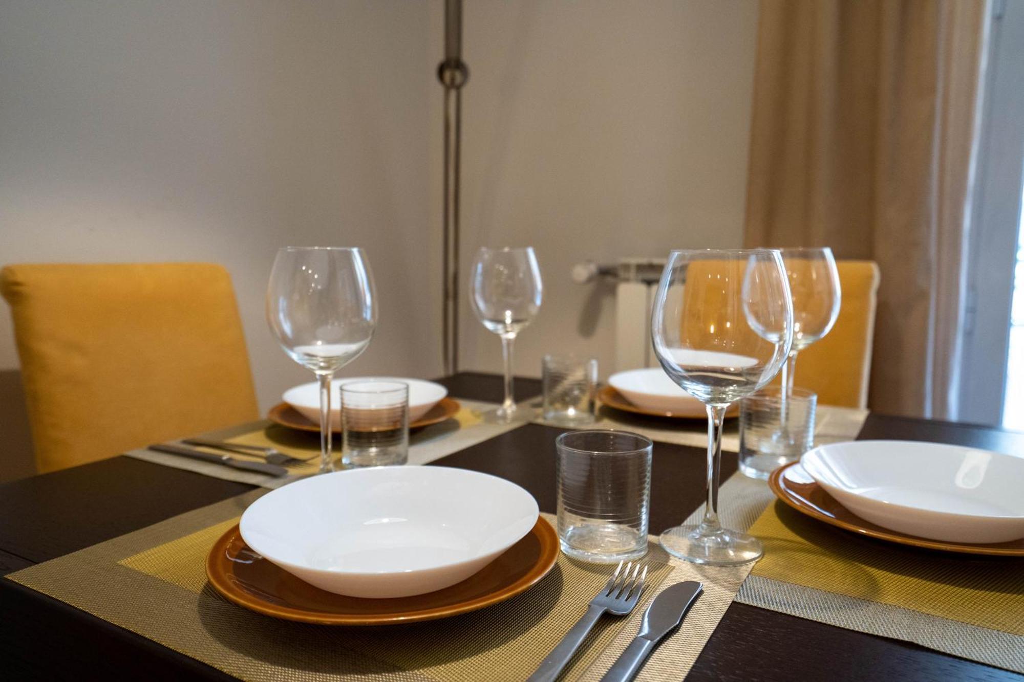 Apartamento -15Min Dal Colosseo- Aria Condizionata & Netflix Gratis Roma Exterior foto